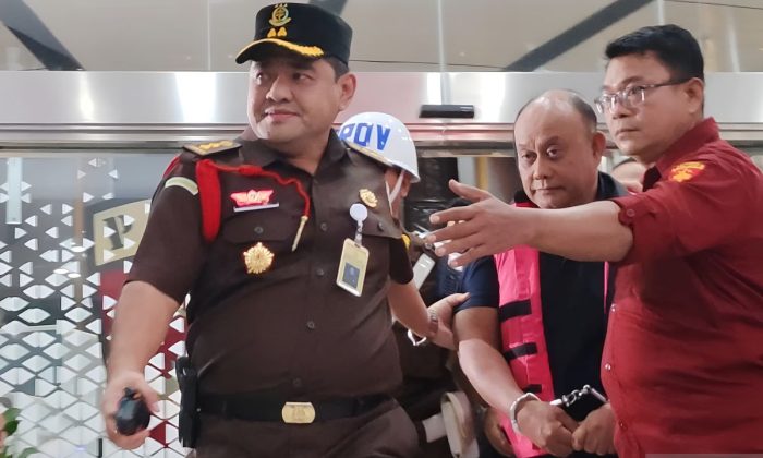 Kejagung ungkap jemput paksa Dadan Hindayana di rumahnya