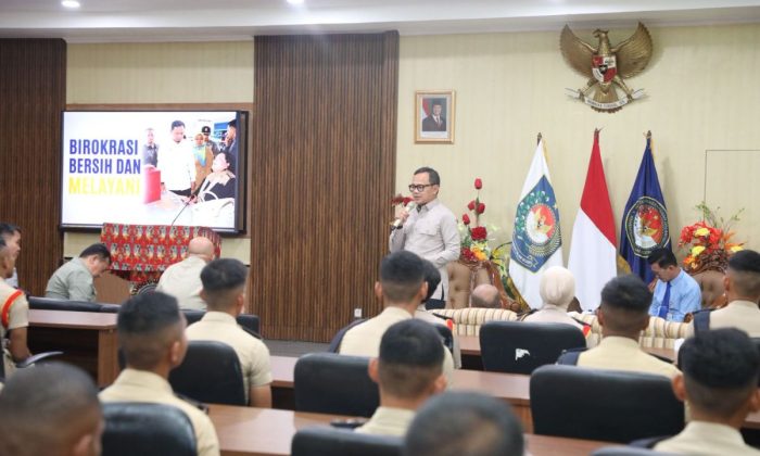 Wamendagri: Pemimpin harus punya ideologi, strategi, dan taktik