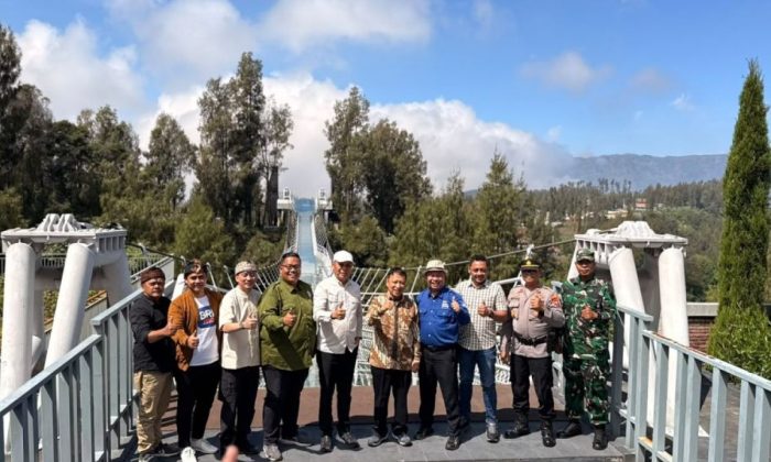 Jembatan Kaca Bromo dibuka untuk kuatkan daya tarik wisata Probolinggo