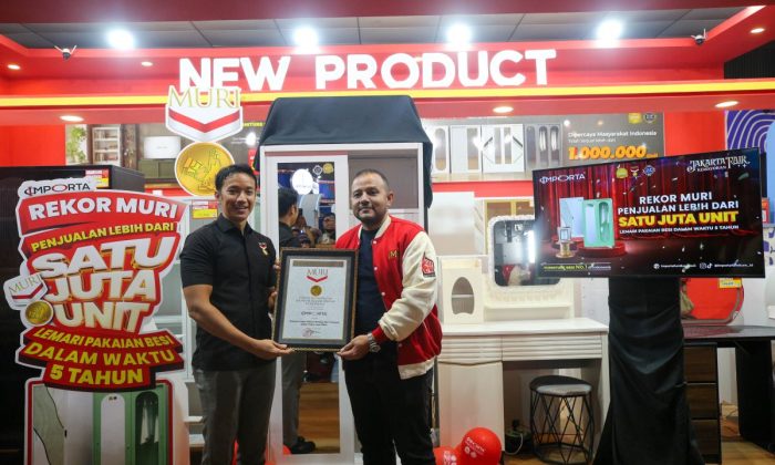 Importaraih Rekor MURI penjualan 1 juta lemari pakaian besi dalam 5 tahun