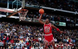 Kisah Legendaris: Detik-detik Michael Jordan Mengubah Sejarah NBA