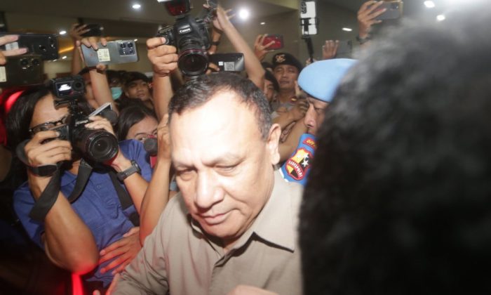 Kapolda Metro Digugat Buntut Firli Bahuri Belum Ditahan! Penggugat Singgung Beda dengan Penanganan Roy Suryo-Dokter Tifa