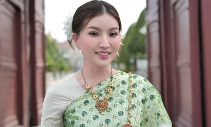 Ternyata Dulu Guru Mandarin, Kini Sarwendah Ngaku Bisa Hasilkan Ratusan Juta Sekali Live!