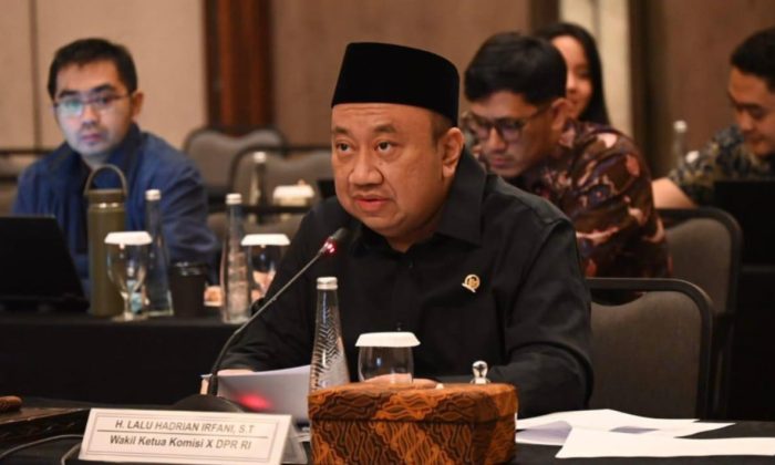 DPR Minta Hibah Motor Listrik BGN Jangan Sampai Jadi Beban Buat Guru Honorer