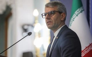 Delegasi Iran Terbang ke Swiss, Desak AS Patuhi Komitmen
