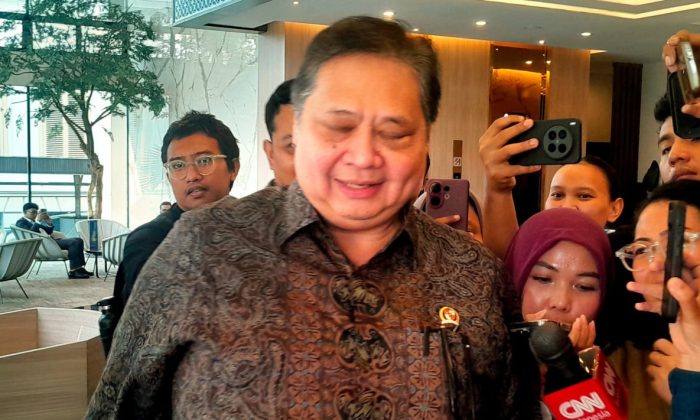 Airlangga: Penurunan Bunga PNM Mekaar Jadi 8 Persen Berlaku ke Seluruh Nasabah