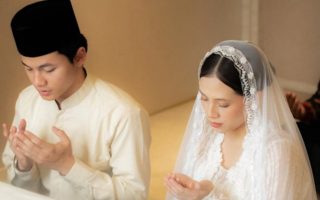 TERPOPULER: Adhisty Zara dan Tsaqib Diduga Sempat Nikah Siri, Dua Lipa dan Callum Turner Resmi Menikah