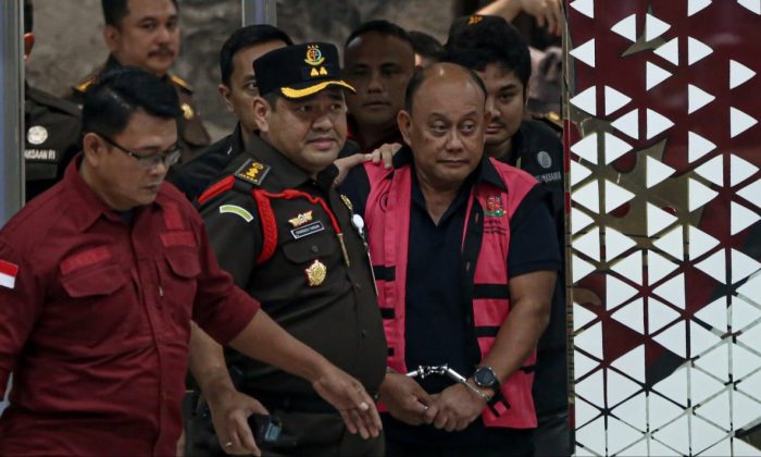 Daftar Barang yang Diduga Di-Mark Up Dadan Hindayana Cs, Ada Ribuan Motor Listrik hingga Sepatu