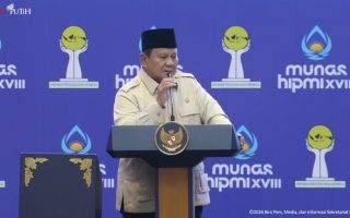 Cerita Prabowo Naik Mobil Maung: Atap Bocor, Gledak-gledak, Tapi Saya Tetap Pakai