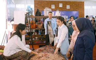 Dorong Ratusan UMKM Naik Kelas, SIG Catat Transaksi RB Rembang Capai Rp6,9 Miliar