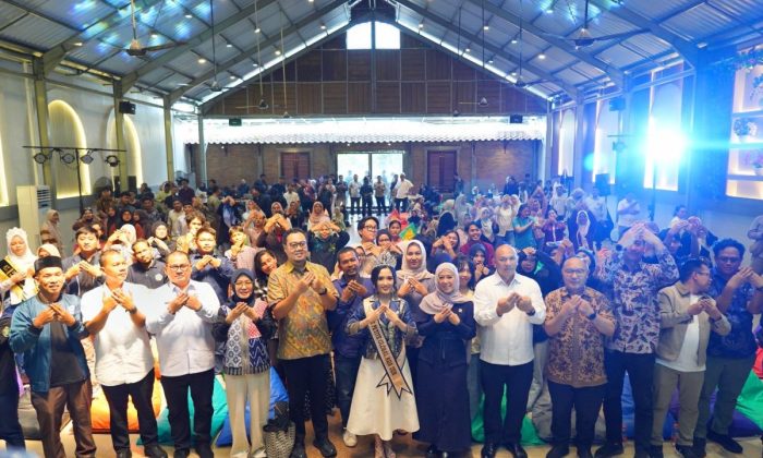 Menkomdigi mengajak kaum muda membangun ruang digital yang aman dan beretika