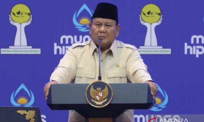 Prabowo mendorong Pindad meningkatkan kualitas Maung