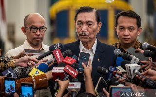 Luhut sebut skema bansos baru tak kurangi program perlindungan sosial