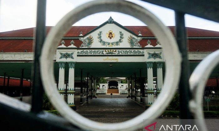 Uji materi UU Gelar Tanda Jasa: Menggugat diskriminasi historis terhadap Sultan HB II