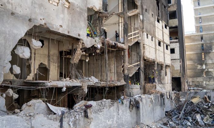 Lebanon: Families flee Beirut as Israel threatens renewed strikes on Hezbollah
