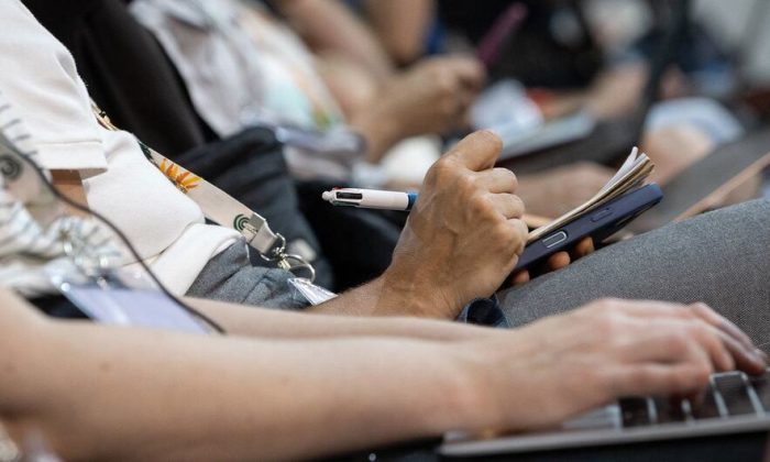 UNESCO launches consultation on fair payment for news in the digital age