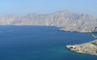 Stranded Hormuz seafarers begin mass evacuation operation