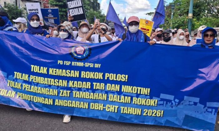 Kebijakan penyeragaman kemasan rokok dinilai tidak bijak