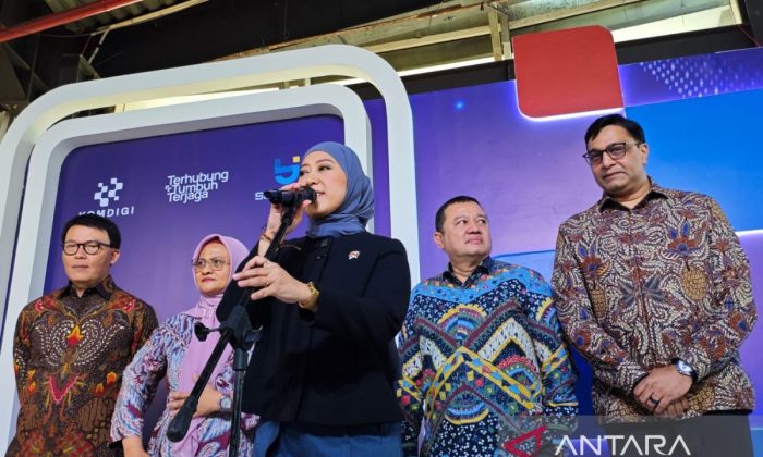 Kemenkomdigi surati Kemendagri soal biaya verifikasi biometrik kartu SIM
