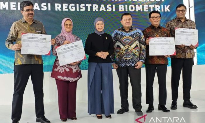 Kemenkomdigi perketat pengawasan registrasi kartu SIM berbasis biometrik