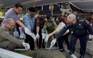 Bea Cukai dan Pemda DIY musnahkan barang ilegal hasil penindakan