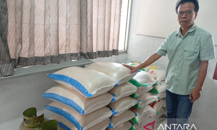 Kemenkop sebut koperasi harus jadi penghubung petani hingga konsumen