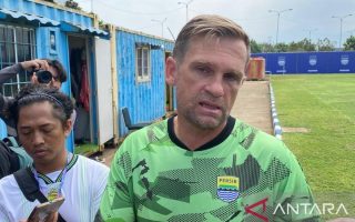 Pelatih Persib nilai Piala Presiden ajang bentuk kekompakan tim