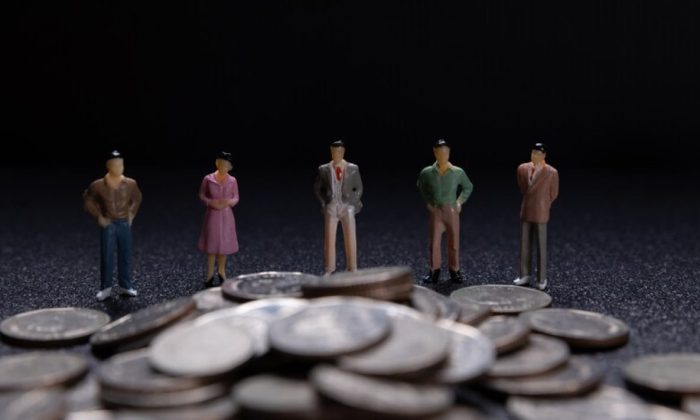 Bukan Sekadar Koleksi, Ini 5 Alasan Emas Selalu Masuk Portofolio Investor Tajir