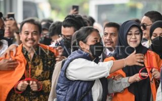 Roy Suryo dan Dokter Tifa Pecah Kongsi? Rismon Sianipar Cerita di Balik Terdakwa Kasus Ijazah Palsu Jokowi