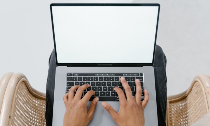 Membandingkan Laptop Intel, AMD, dan Snapdragon, Siapa yang Memimpin di Tahun 2026?
