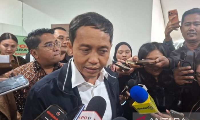 Bukan Rupiah, KPK Duga Isi Amplop yang Ditinggal Bupati Kuansing untuk Raja Juli Ialah Dolar Singapura