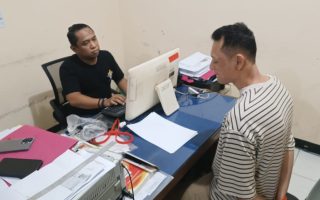 Detik-detik Pengendara Ninja RR Hajar Pemotor lain di Jagakarsa, Alasannya Bikin Geleng Kepala
