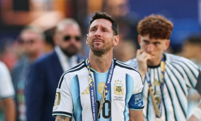 Lionel Messi Tak Kuasa Menahan Air Mata Usai Argentina Gagal Juara Piala Dunia 2026