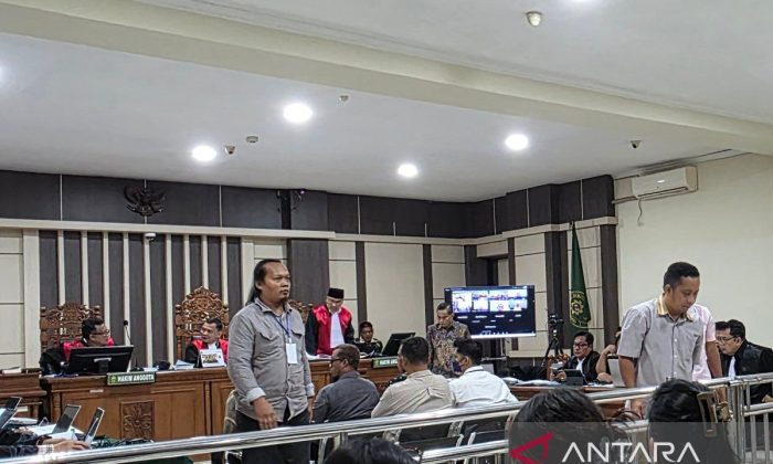 Saksi kasus korupsi Bupati Pati mengaku tertekan saat BAP