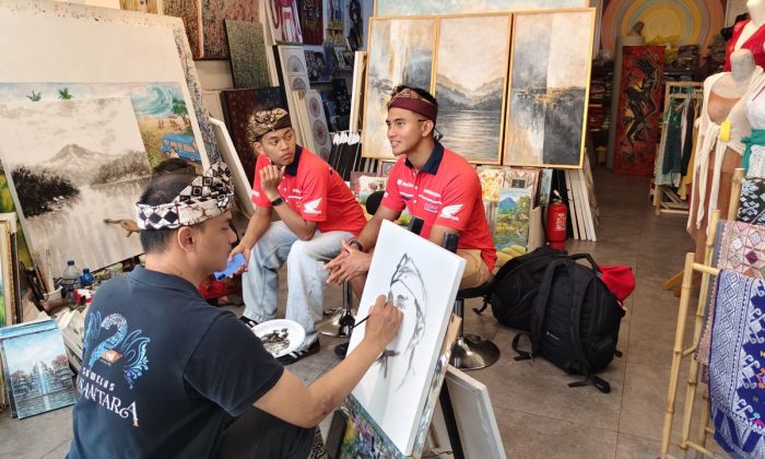 Veda Ega dan Mario Aji isi ulang energi di Bali saat jeda paruh musim