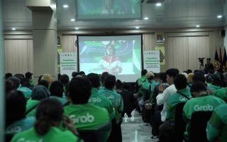 Grab, Kemenhub, AISI latih 1.052 mitra pengemudi untuk berkendara aman di lima kota perkuat keselamatan transportasi online