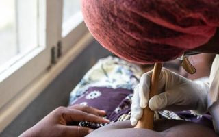 Restoring dignity: Senegalese surgeon and Burundian foundation win reproductive health awards