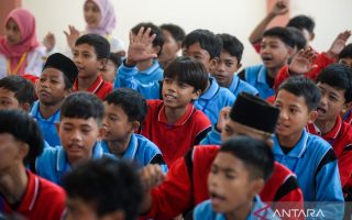 Mendikdasmen ajak satuan pendidikan hadirkan MPLS aman dan nyaman