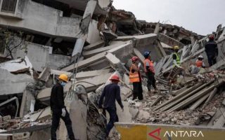 Korban tewas akibat gempa Venezuela tembus 5.069