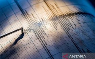 Pusat perbelanjaan ambruk imbas gempa Kumamoto, puluhan orang terjebak