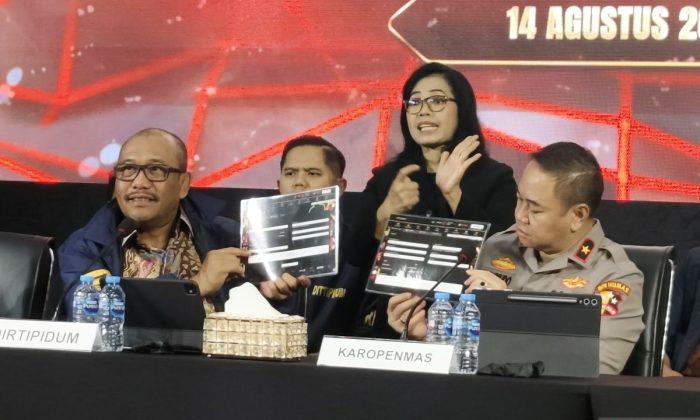 Bareskrim ungkap judi daring modus deposit pulsa Rp890 miliar