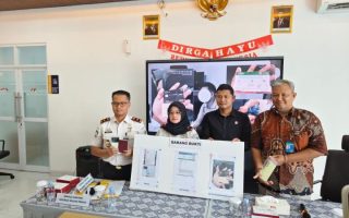 Imigrasi DIY mengamankan WNA China diduga curi kartu kredit di Bandara YIA