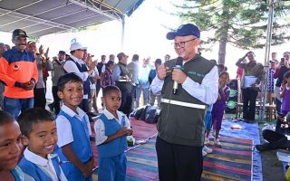 Kemendikdasmen salurkan Rp860 juta untuk sekolah terdampak gempa NTT