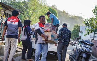 Pertamina terus distribusikan bantuan ke warga terdampak gempa NTT