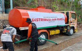 Dompet Dhuafa menyalurkan bantuan air bersih hingga pelosok Gunungkidul