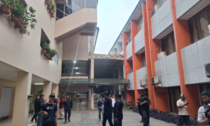 Yayasan sekolah bantah guru terlibat penyimpanan senjata