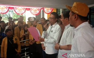 KPK ambil sekitar 60 barang bukti di Rektorat Unsoed