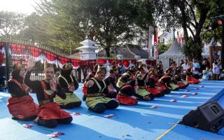 Penari down syndrome di parade Suara Inklusi untuk Semua 2026
