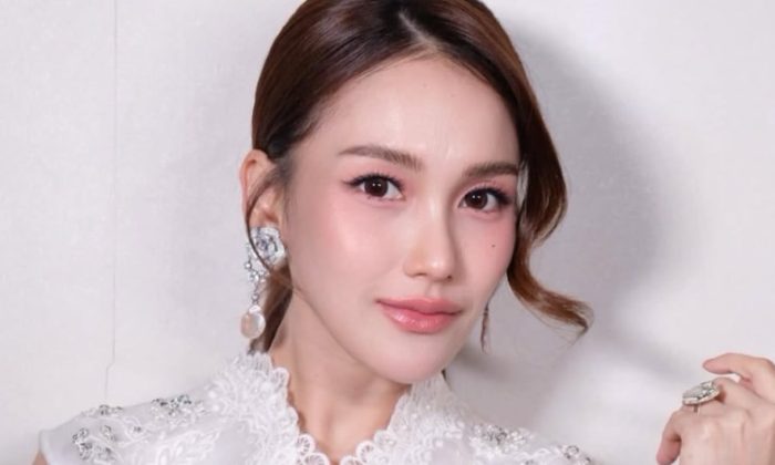 Ramalan Tarot Ayu Ting Ting dan Kevin Gusnadi Bikin Kaget, Ada Keraguan Menuju Pernikahan?