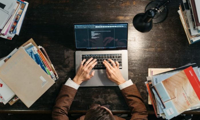 5 Laptop Terbaik untuk Awal Karier, Cara Memilih Perangkat yang Mengikuti Perkembangan Pekerjaan hingga Bertahun-tahun
